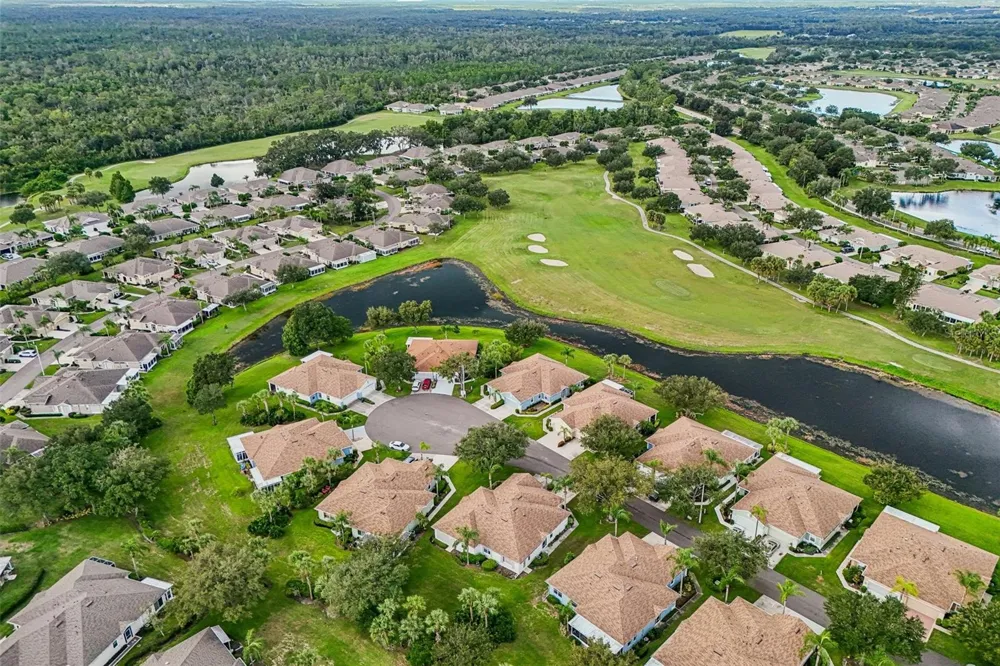1230 HUNTINGTON GREENS DRIVE Sun City Center, FL 33573