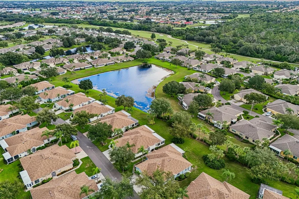 1230 HUNTINGTON GREENS DRIVE Sun City Center, FL 33573