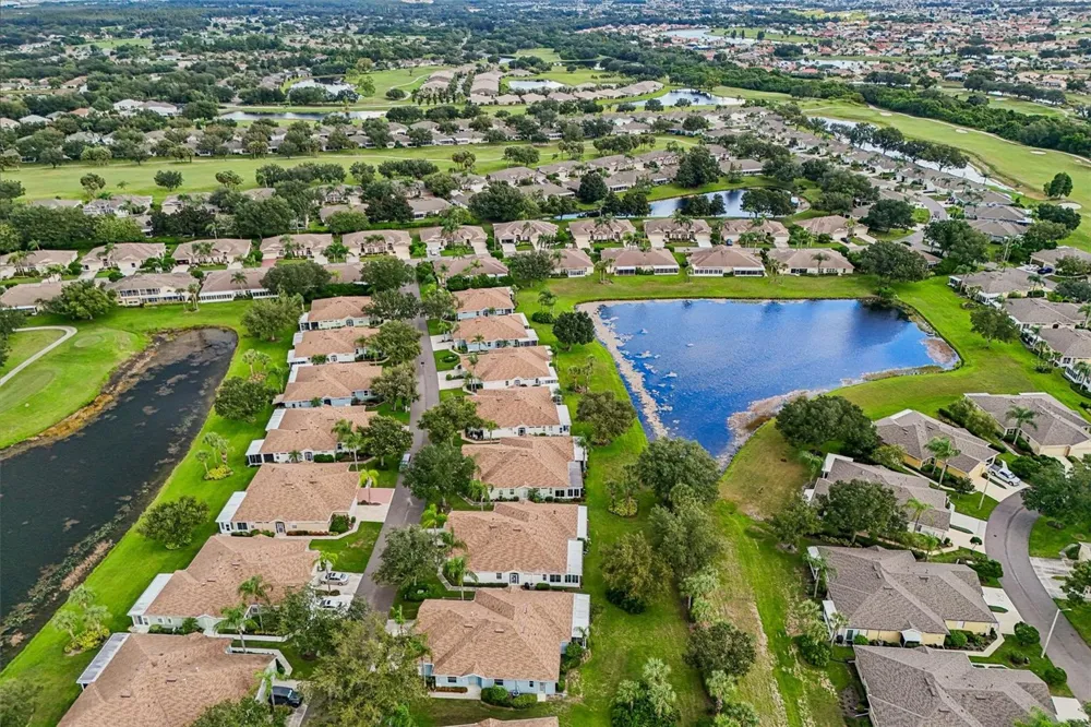 1230 HUNTINGTON GREENS DRIVE Sun City Center, FL 33573