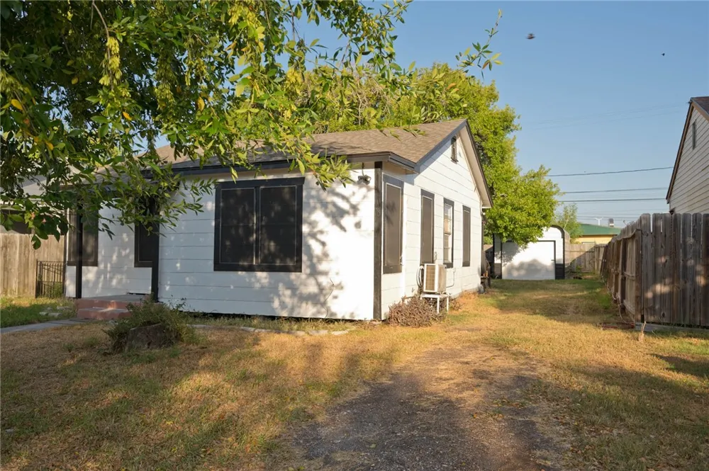 4733 Archer Drive Corpus Christi, TX 78415