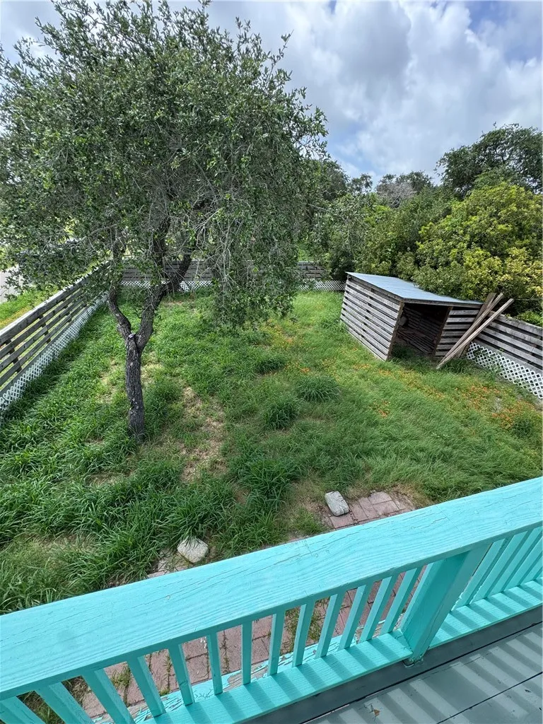 602 Tanglewood Ingleside, TX 78362