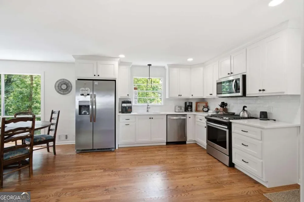 2251 Skyline DR Gainesville, GA 30501