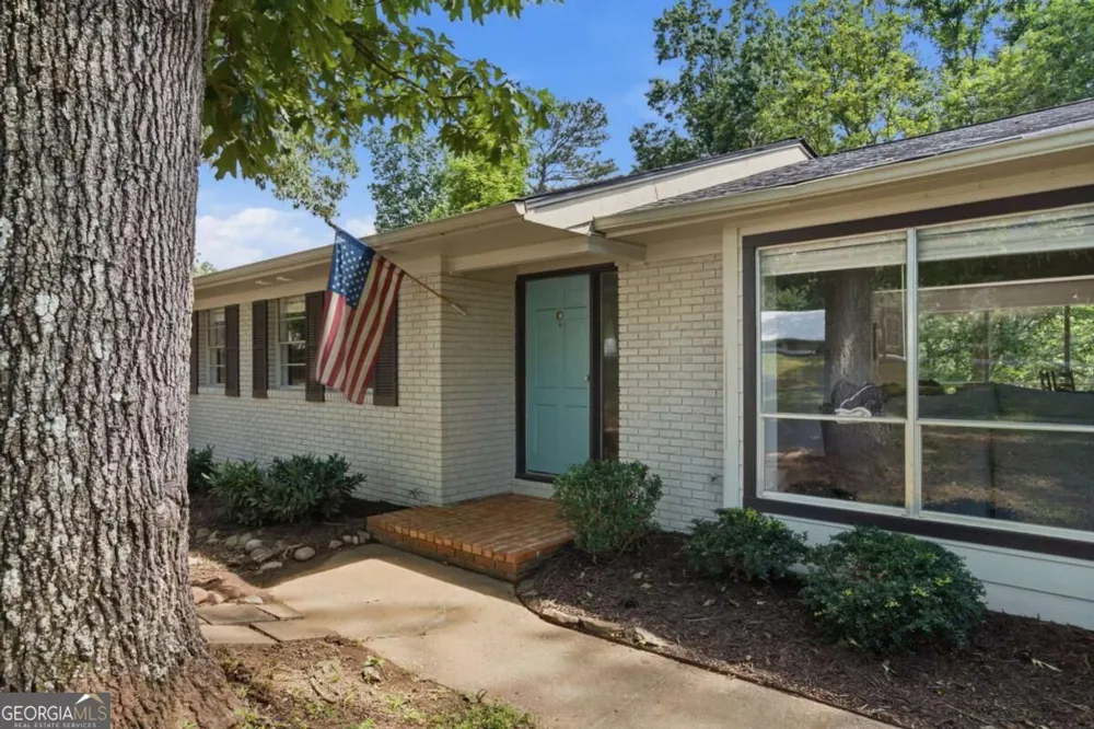 2251 Skyline DR Gainesville, GA 30501