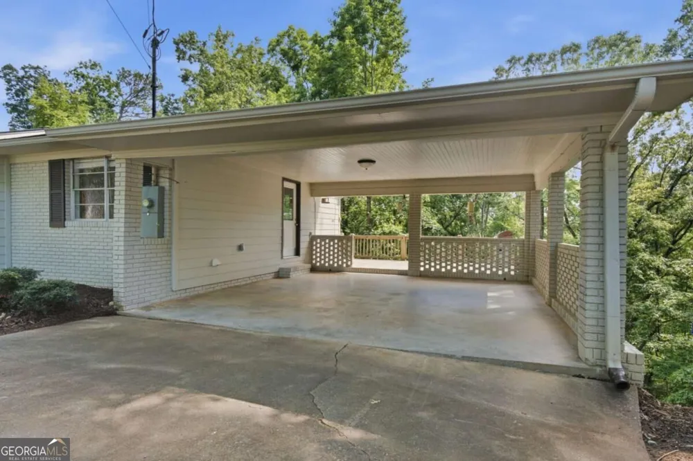 2251 Skyline DR Gainesville, GA 30501