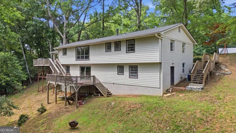 2251 Skyline DR Gainesville, GA 30501