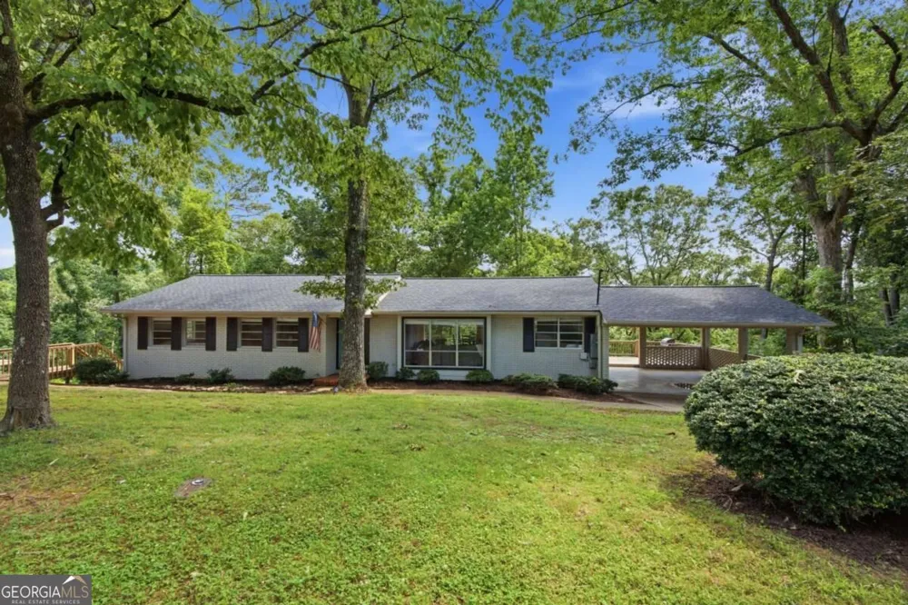 2251 Skyline DR Gainesville, GA 30501