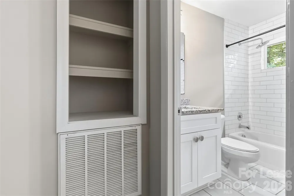 2012 Ibis Court Charlotte, NC 28205