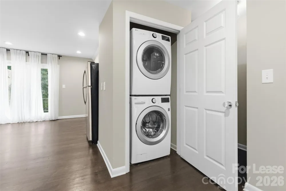 2012 Ibis Court Charlotte, NC 28205