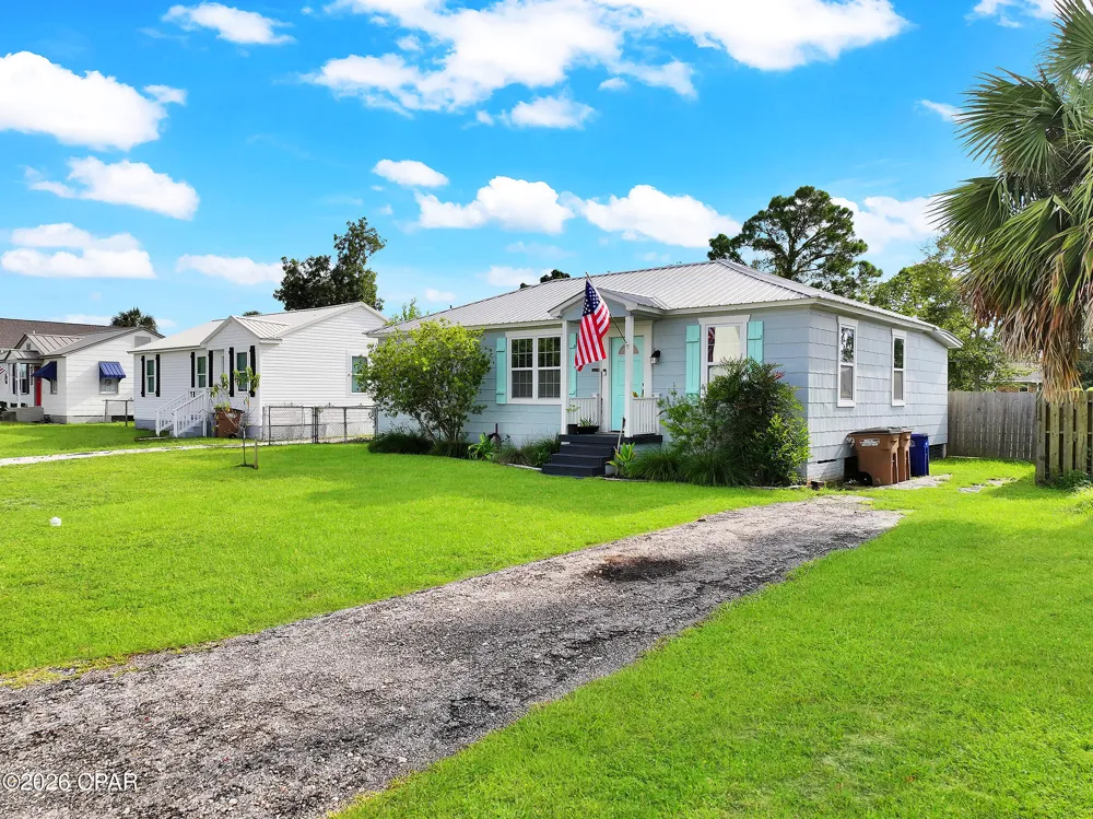 1608 Long Avenue Port St Joe, FL 32456