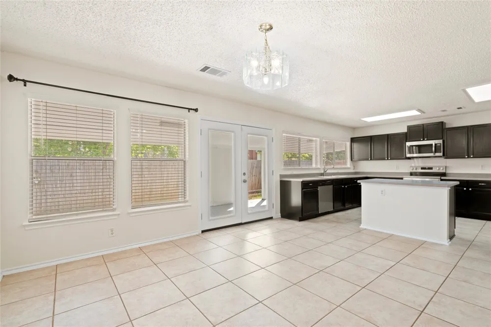 809 Betterman Drive Pflugerville, TX 78660