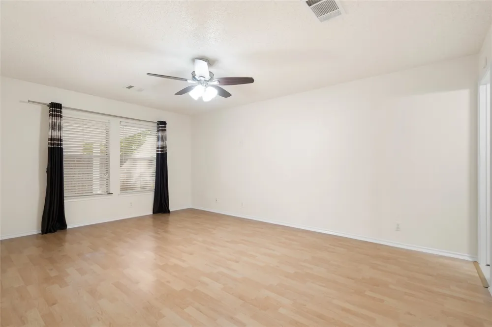 809 Betterman Drive Pflugerville, TX 78660