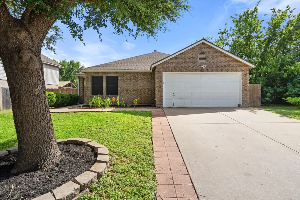 809 Betterman Drive Pflugerville, TX 78660