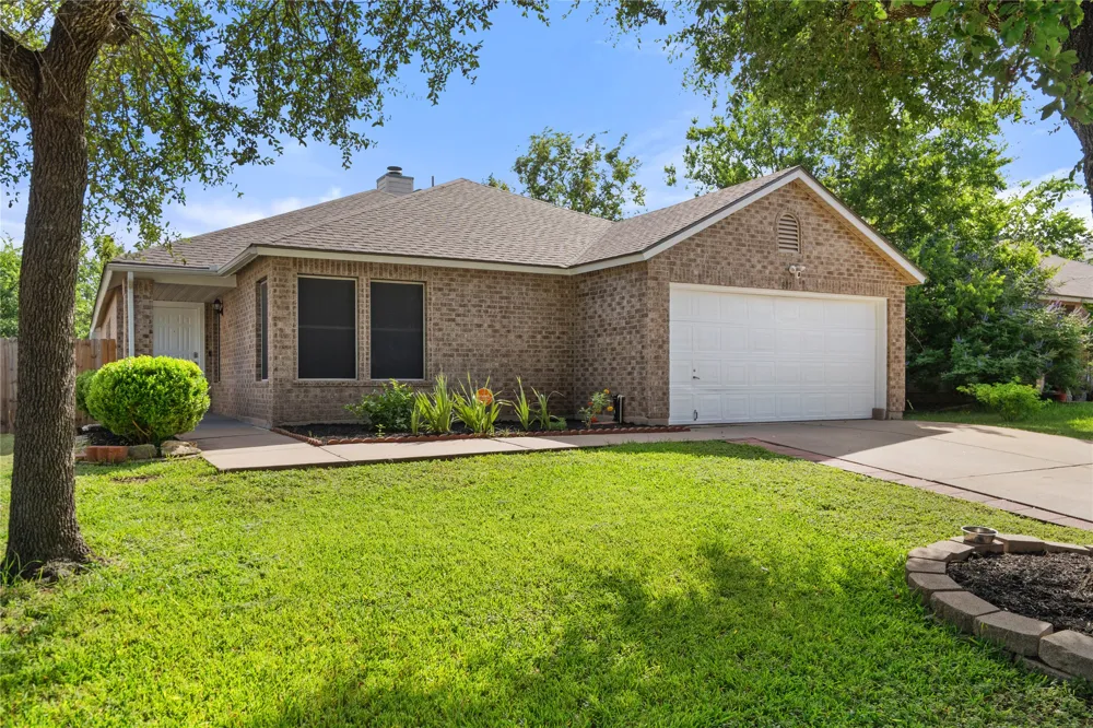 809 Betterman Drive Pflugerville, TX 78660