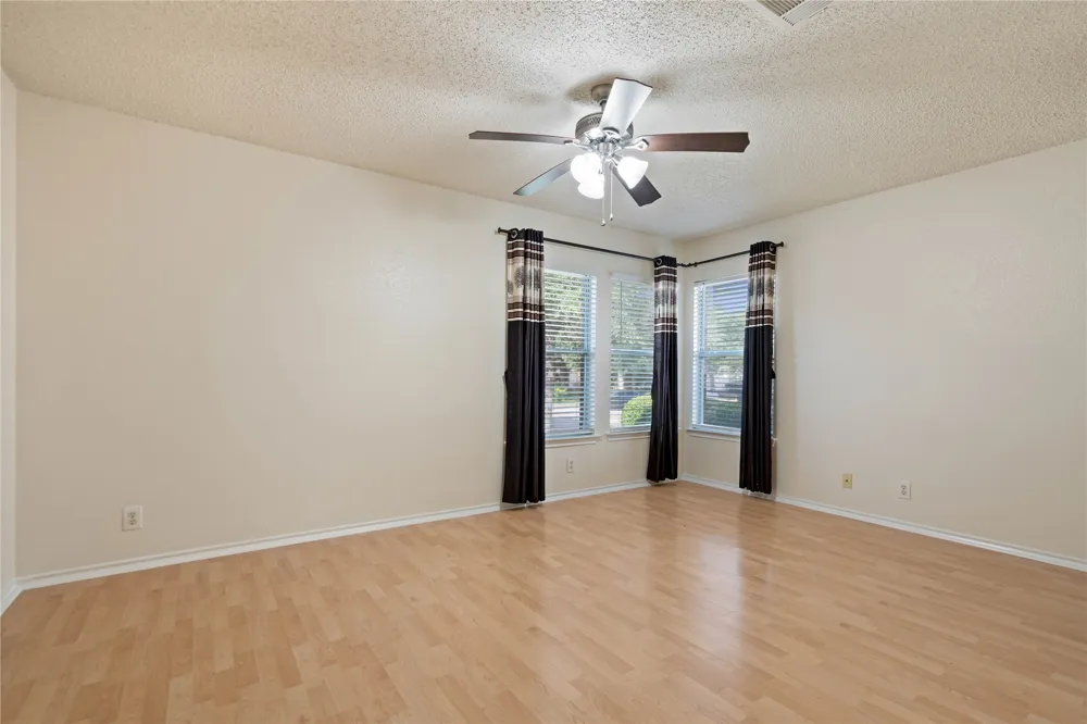 809 Betterman Drive Pflugerville, TX 78660