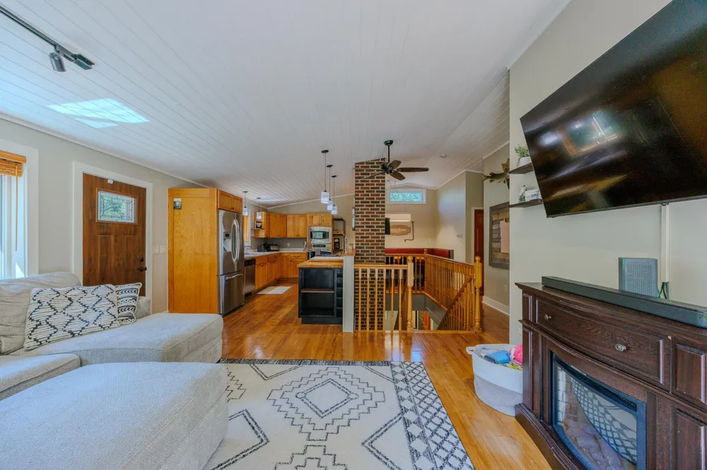 6351 Island View Drive NE Bemidji, MN 56601