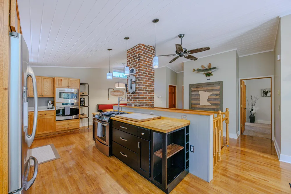 6351 Island View Drive NE Bemidji, MN 56601