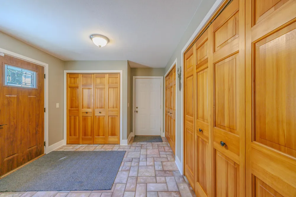 6351 Island View Drive NE Bemidji, MN 56601
