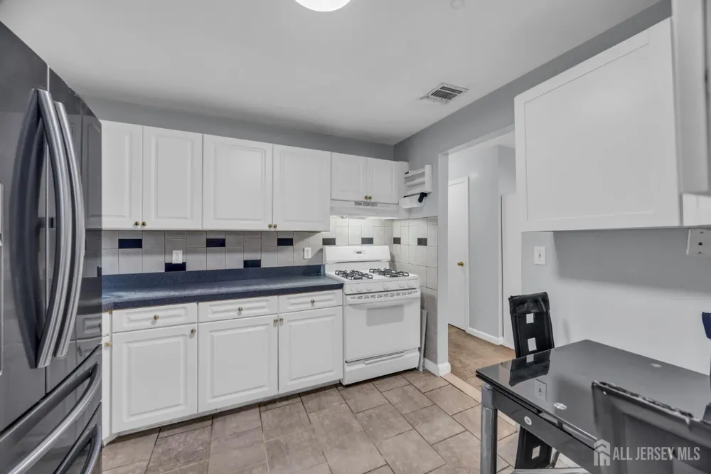 393 College Drive Edison, NJ 08817