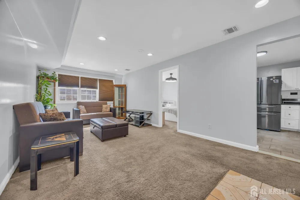 393 College Drive Edison, NJ 08817