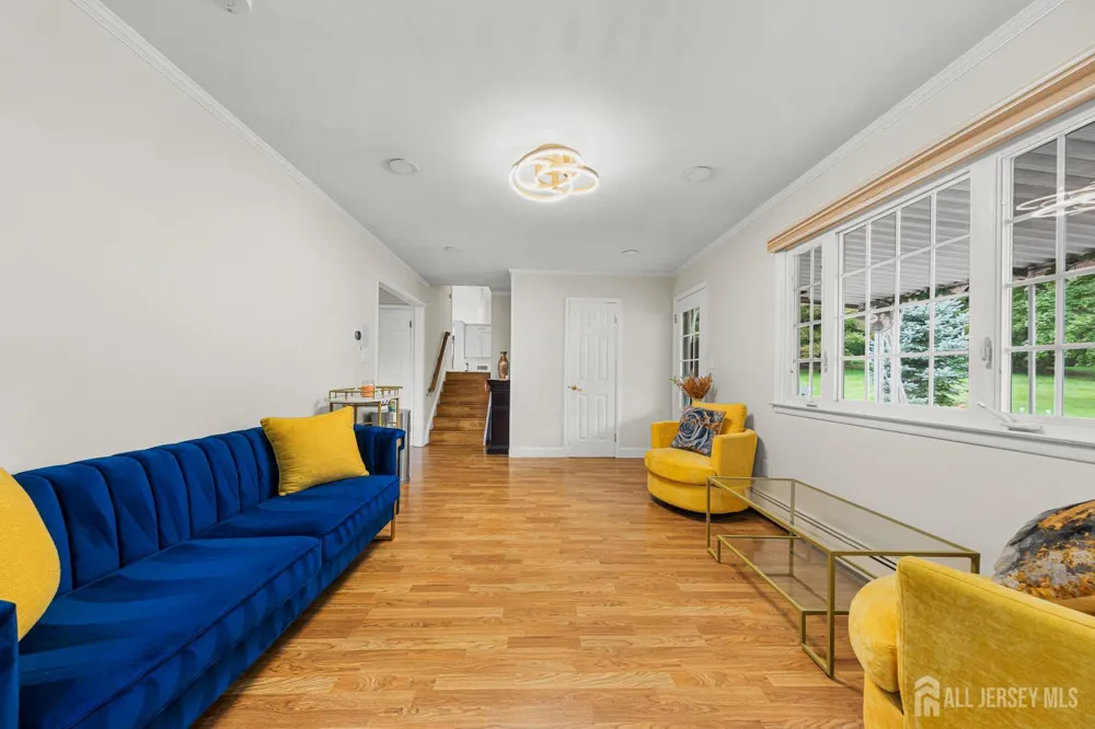 5 Travis Court Monroe, NJ 08831