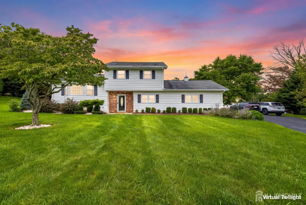 5 Travis Court Monroe, NJ 08831