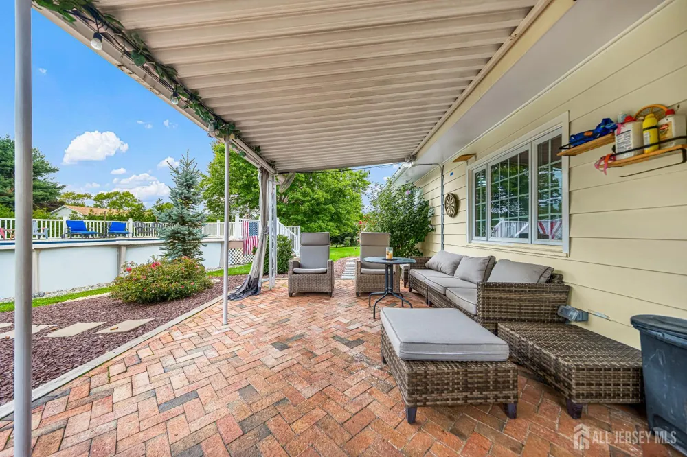5 Travis Court Monroe, NJ 08831