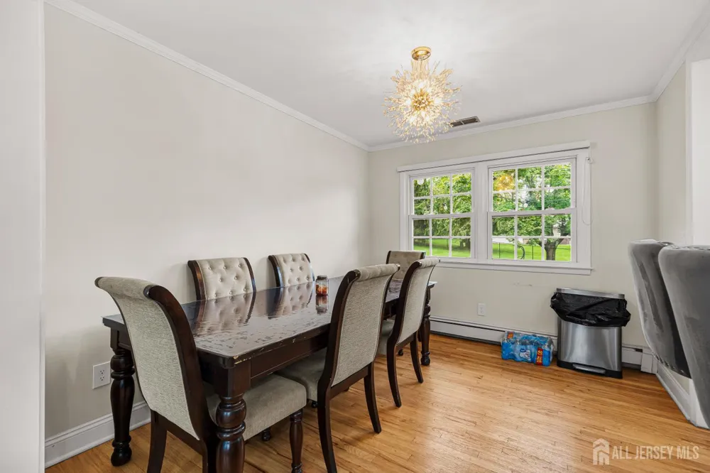 5 Travis Court Monroe, NJ 08831