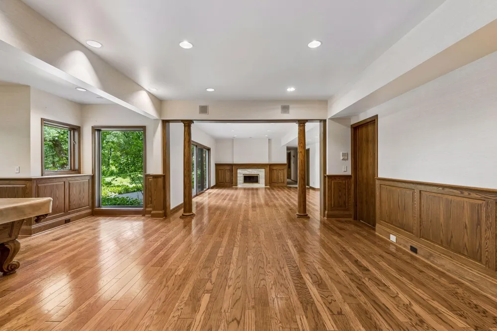 7 Mallard Lane North Oaks, MN 55127