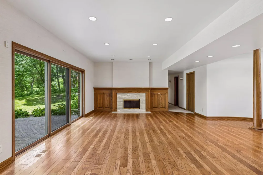7 Mallard Lane North Oaks, MN 55127
