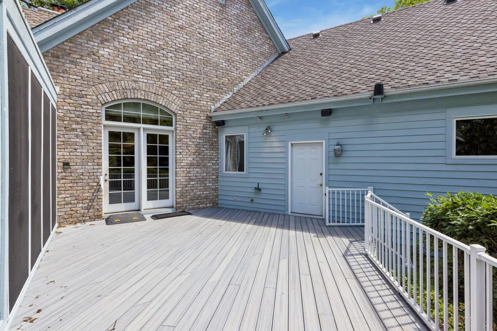 7 Mallard Lane North Oaks, MN 55127