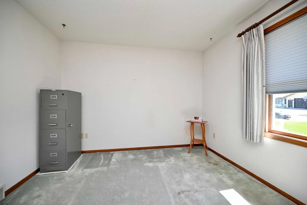 30 Tews Avenue Lewiston, MN 55952