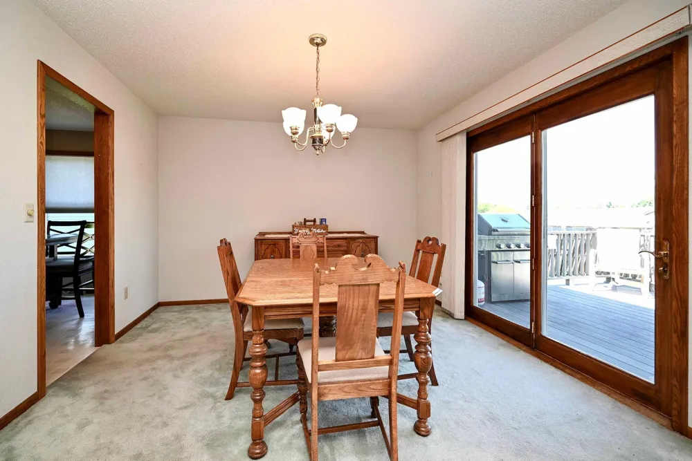 30 Tews Avenue Lewiston, MN 55952
