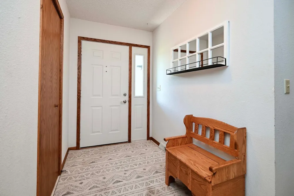 30 Tews Avenue Lewiston, MN 55952