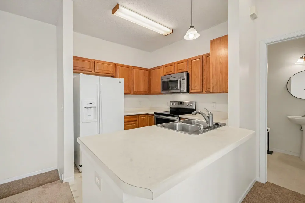 697 Kingfisher Lane #H Woodbury, MN 55125