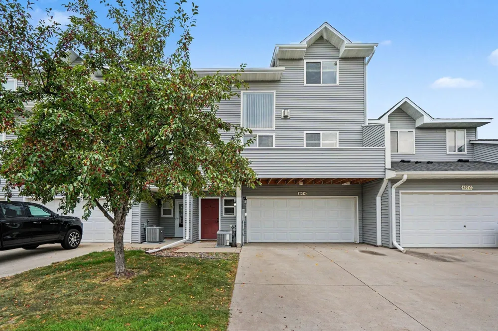 697 Kingfisher Lane #H Woodbury, MN 55125