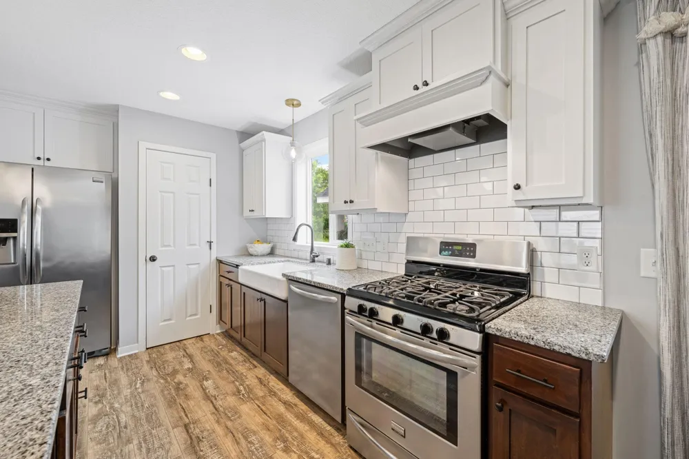 3062 Walden Drive Chaska, MN 55318