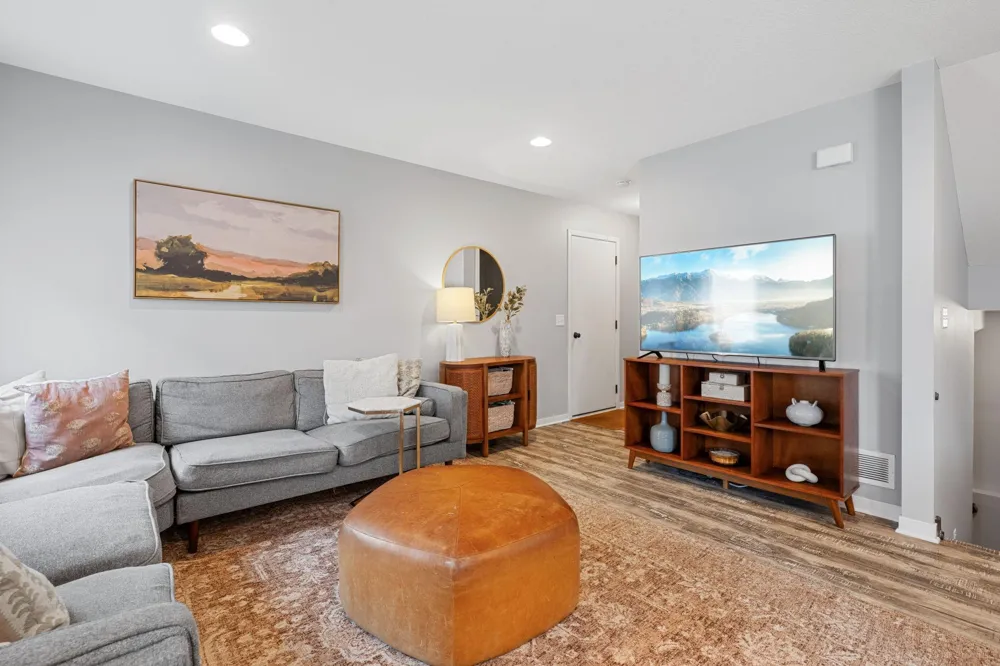 3062 Walden Drive Chaska, MN 55318