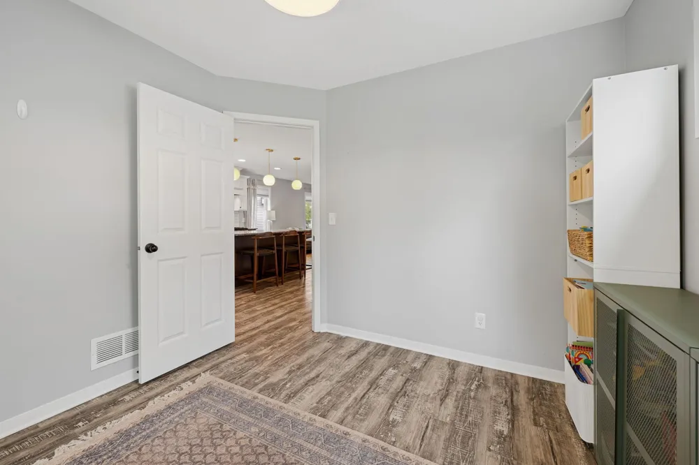 3062 Walden Drive Chaska, MN 55318