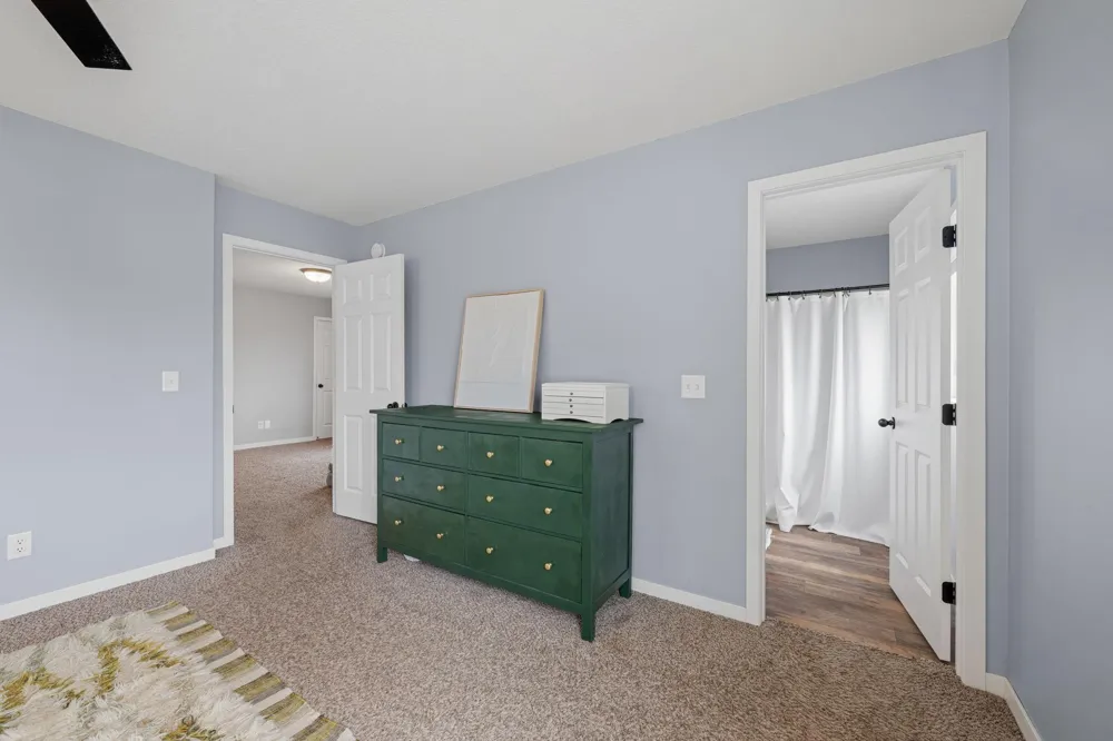 3062 Walden Drive Chaska, MN 55318