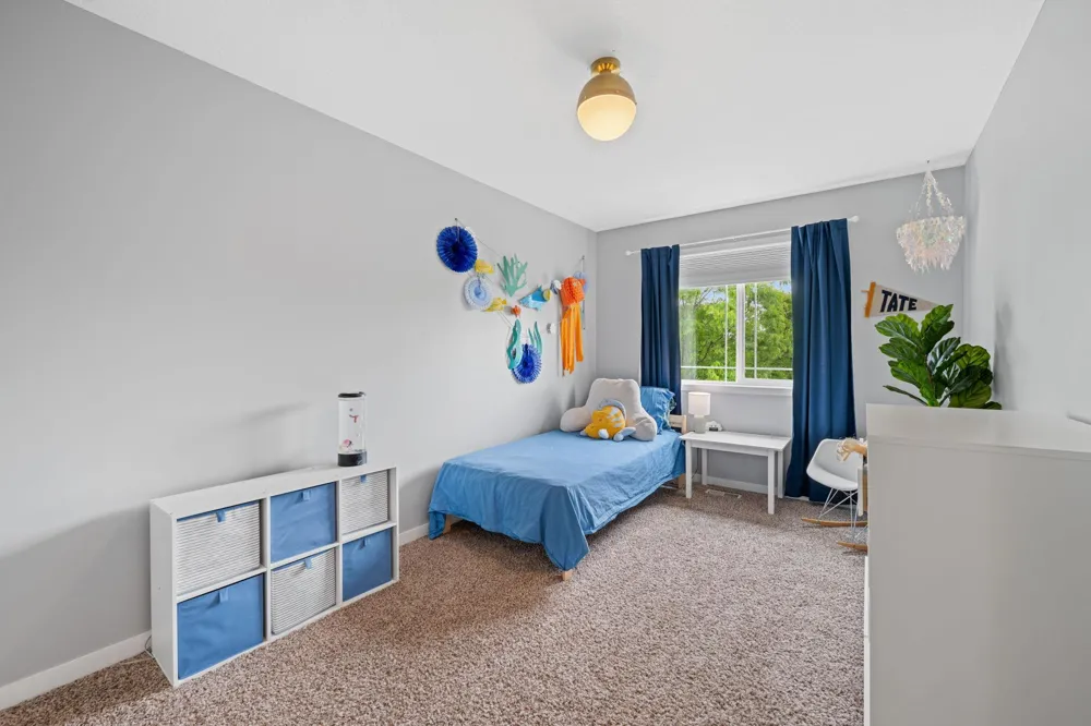 3062 Walden Drive Chaska, MN 55318