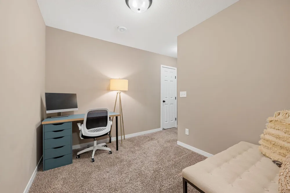 3062 Walden Drive Chaska, MN 55318
