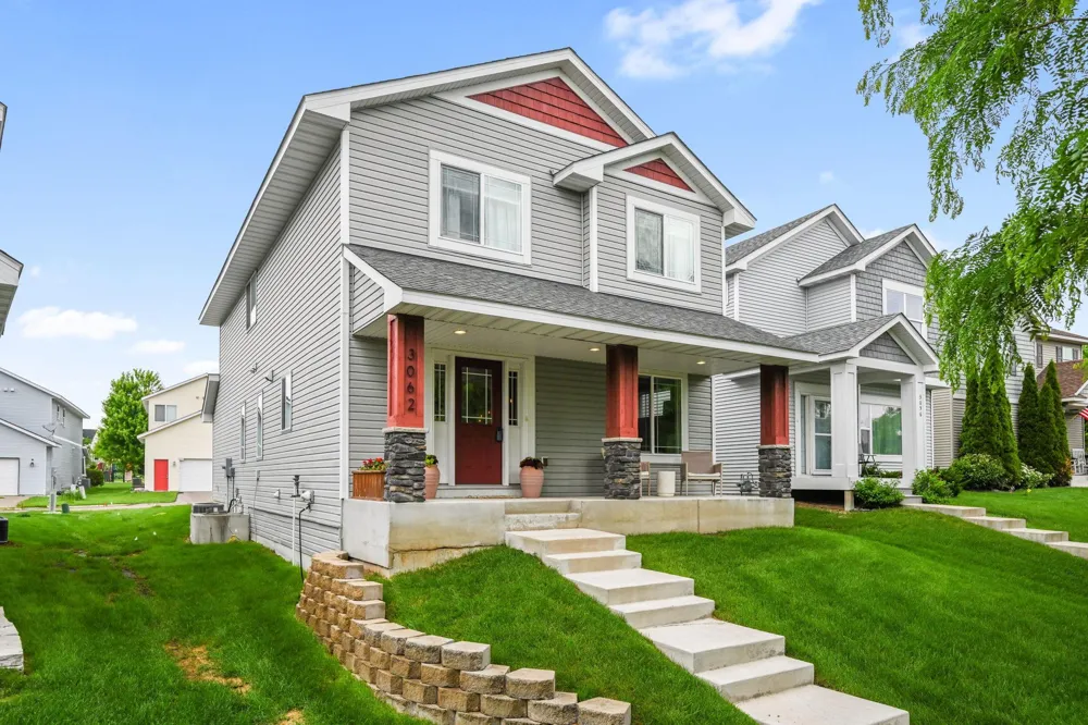 3062 Walden Drive Chaska, MN 55318