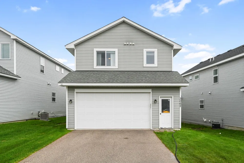3062 Walden Drive Chaska, MN 55318