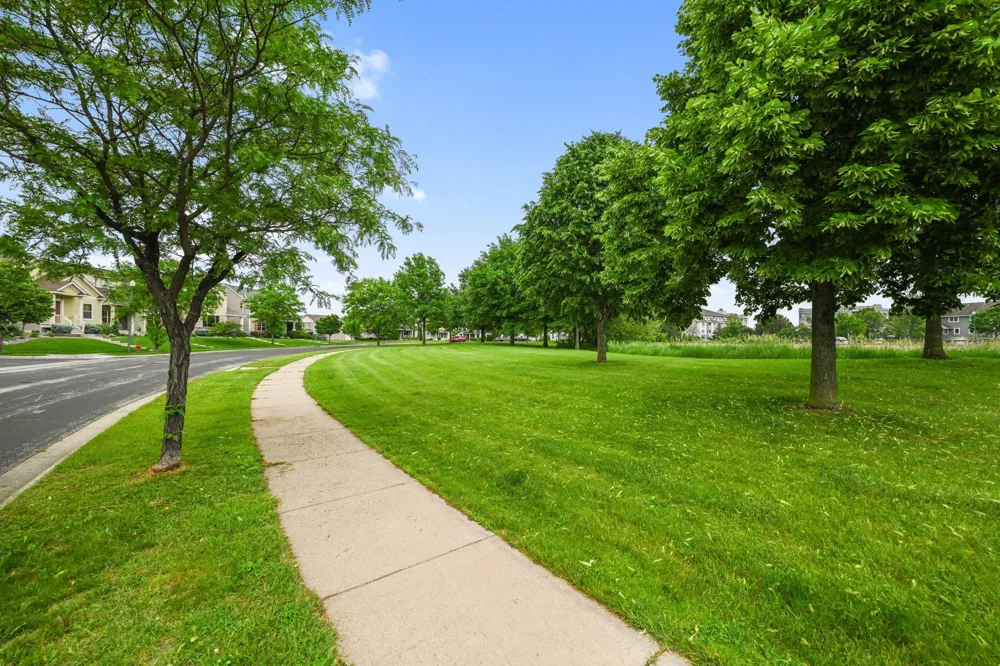 3062 Walden Drive Chaska, MN 55318
