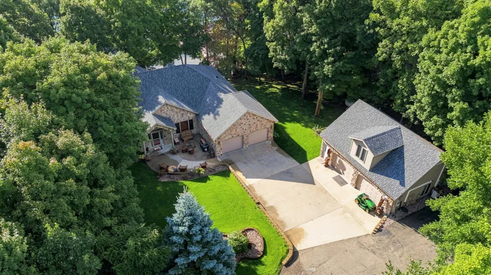 24011 Woodland Lane Detroit Lakes, MN 56501