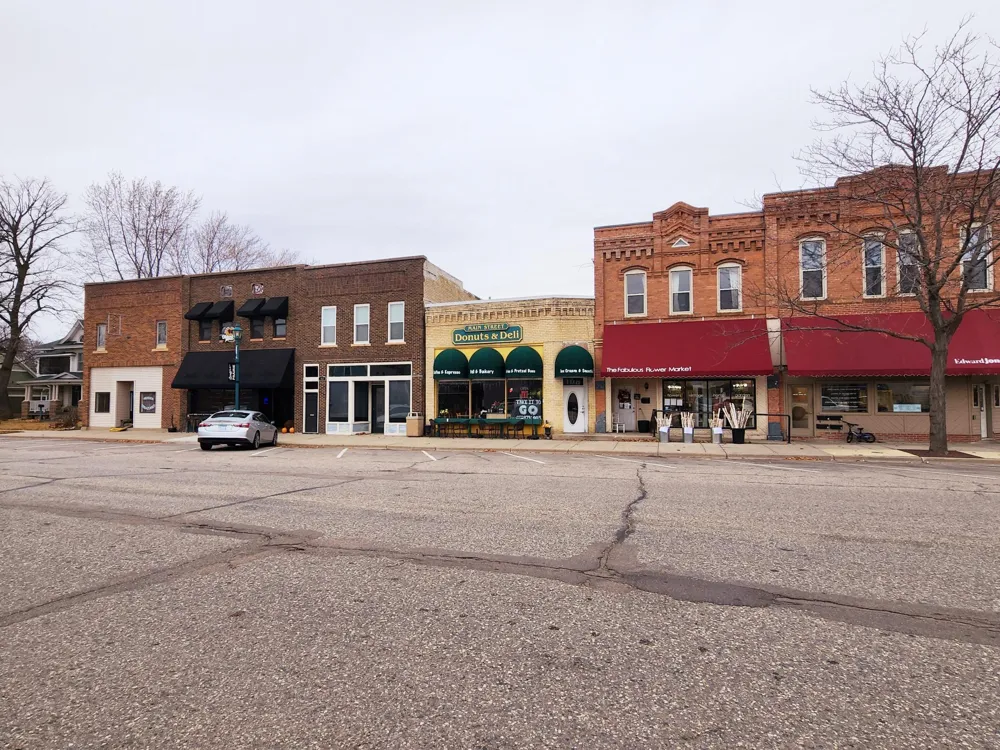 112 W Main Street Belle Plaine, MN 56011
