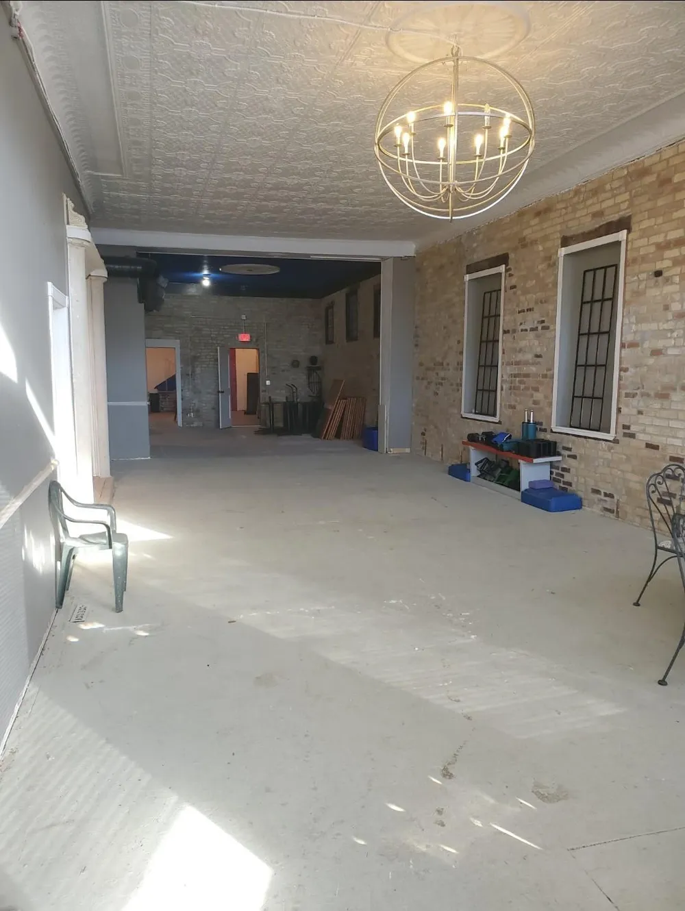 112 W Main Street Belle Plaine, MN 56011