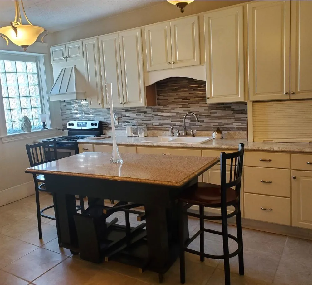 112 W Main Street Belle Plaine, MN 56011