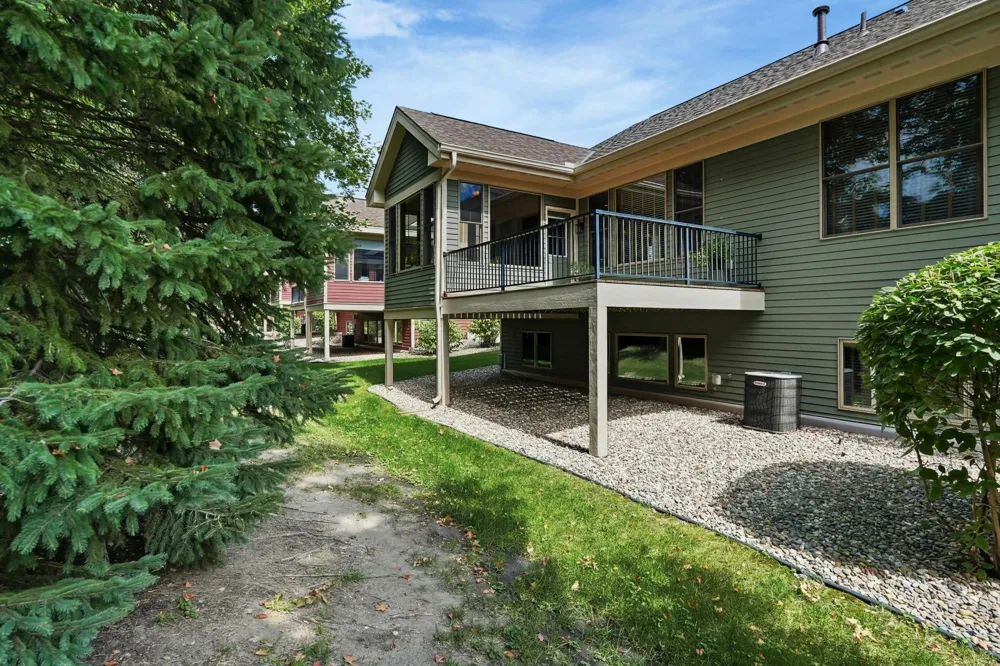 4033 Heritage Lane SE Prior Lake, MN 55372