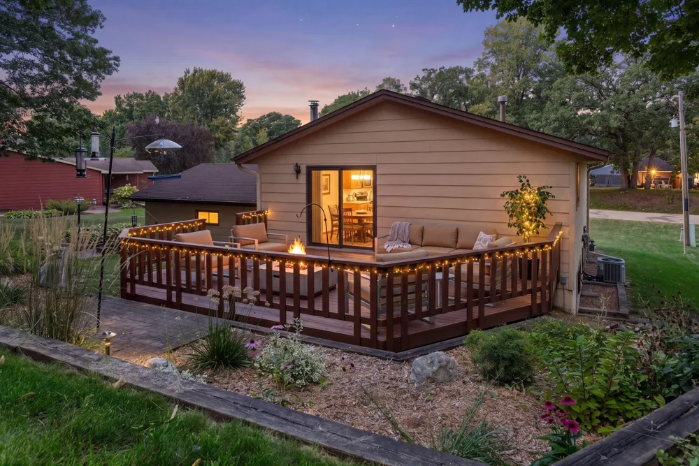 17355 Sunset Trail SW Prior Lake, MN 55372